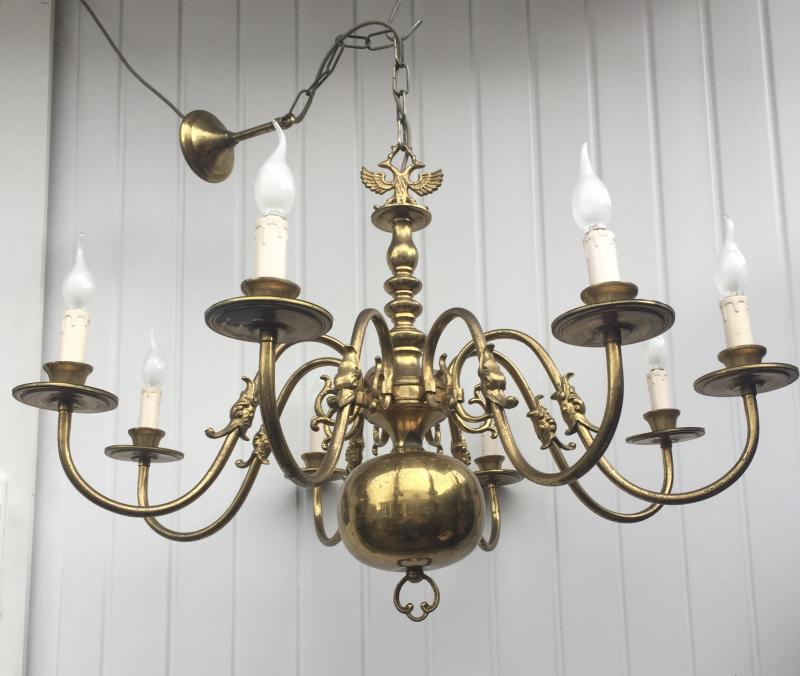 CHQEBA - Stunning Vintage Antique Brass 8 Branch French Chandelier